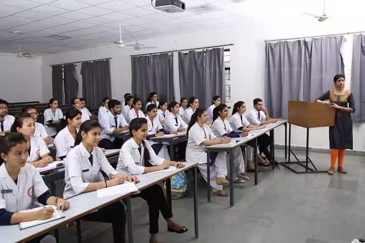 Surendera Pharmacy College campus in Sri Ganganagar, Rajasthan, India — photo 2