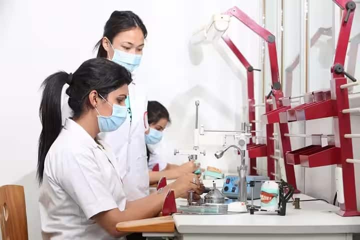 Surendera Pharmacy College campus in Sri Ganganagar, Rajasthan, India — photo 3