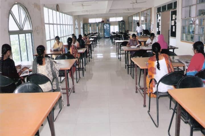 Deccan Education Society campus in Kalaburagi, Karnataka, India — photo 3
