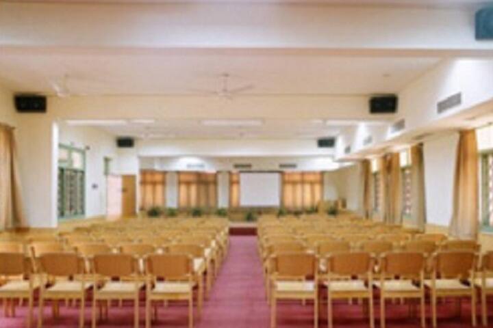 KRS College of Pharmacy campus in Gonda, Uttar Pradesh, India — photo 1