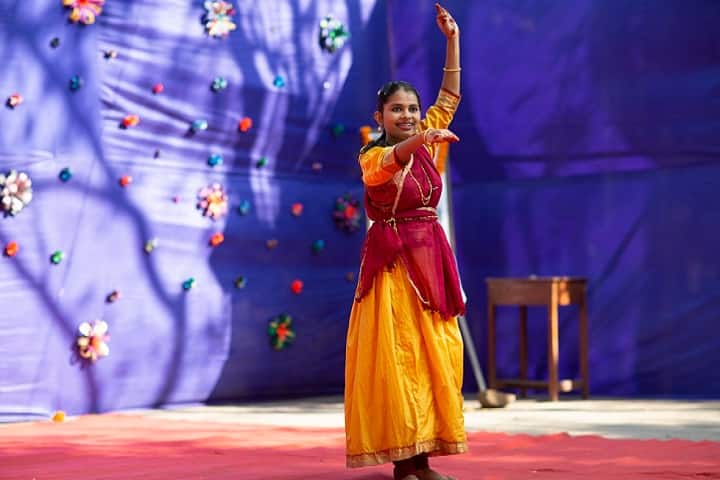 SNDT Arts and Commerce College for Women campus in Pune, Maharashtra, India — photo 2