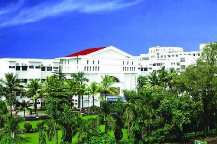 MGM Nursing College campus in Navi Mumbai, Maharashtra, India — photo 1
