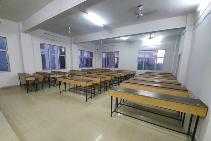 Krishna Institute of Pharmacy and Sciences campus in Kanpur Nagar, Uttar Pradesh, India — photo 2