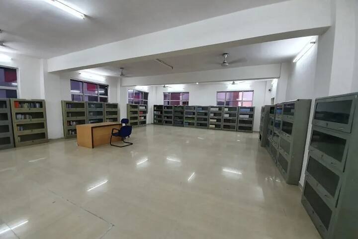 Krishna Institute of Pharmacy and Sciences campus in Kanpur Nagar, Uttar Pradesh, India — photo 3