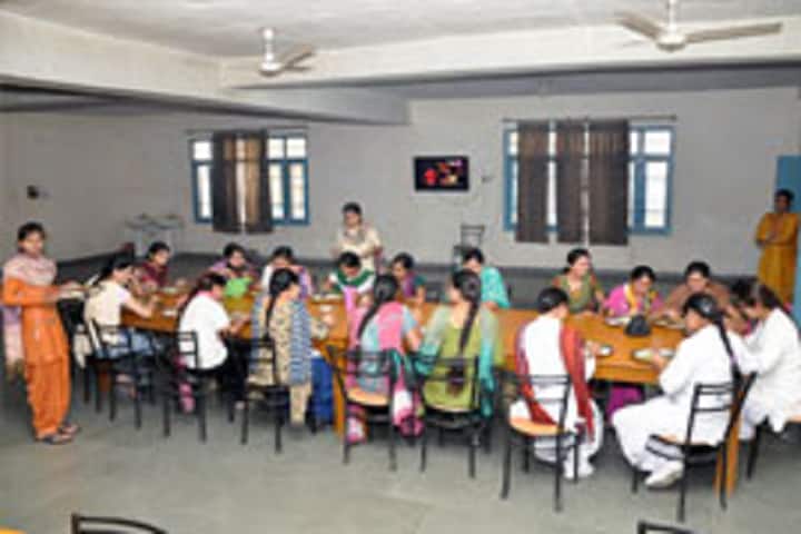 Khalsa College of Nursing campus in Amritsar, Punjab, India — photo 6
