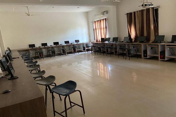 Krishna College of Pharmacy campus in Mansa, Punjab, India — photo 4