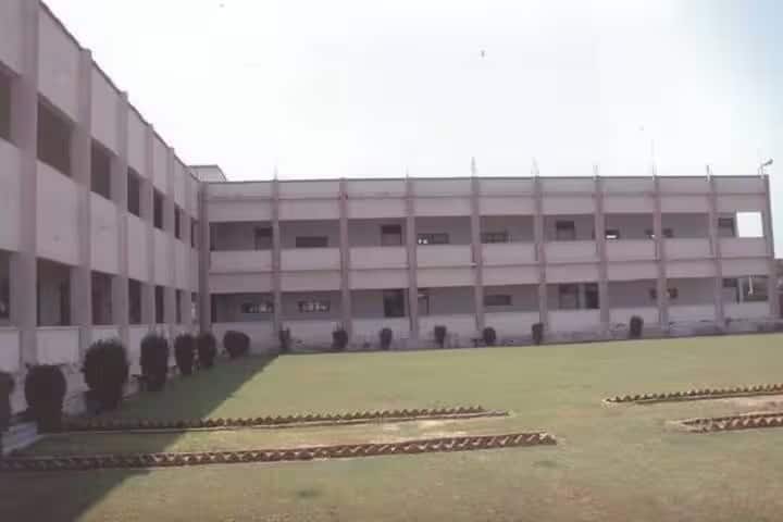 Mata Sahib Kaur Khalsa Girls College of Education campus in Patiala, Punjab, India — photo 1