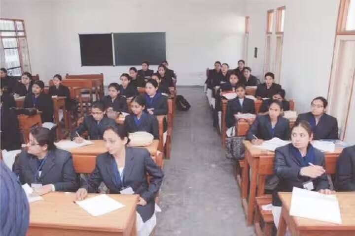 Mata Sahib Kaur Khalsa Girls College of Education campus in Patiala, Punjab, India — photo 4