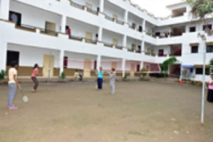 Vishal Junnar Seva Mandal's Vishal Institute of Pharmaceutical Education and Research campus in Pune, Maharashtra, India — photo 1
