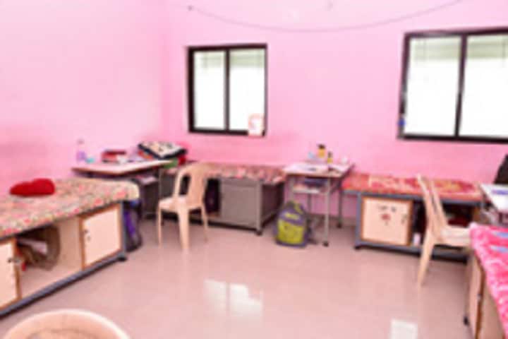 Vishal Junnar Seva Mandal's Vishal Institute of Pharmaceutical Education and Research campus in Pune, Maharashtra, India — photo 3