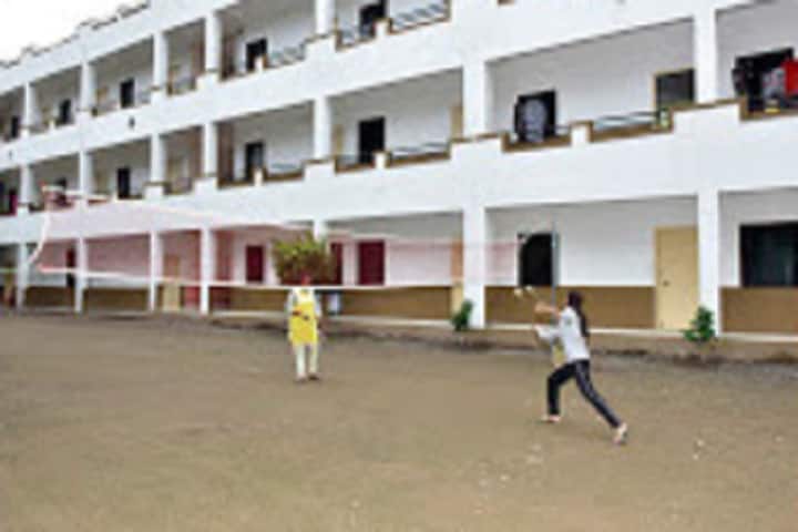 Vishal Junnar Seva Mandal's Vishal Institute of Pharmaceutical Education and Research campus in Pune, Maharashtra, India — photo 5
