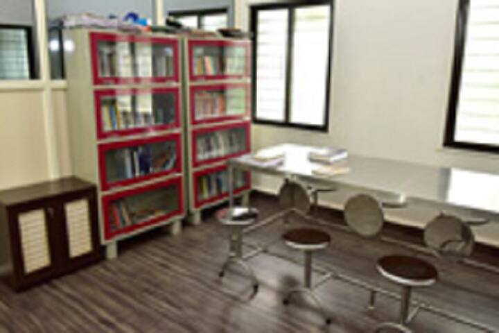Vishal Junnar Seva Mandal's Institute of Pharmacy campus in Pune, Maharashtra, India — photo 5