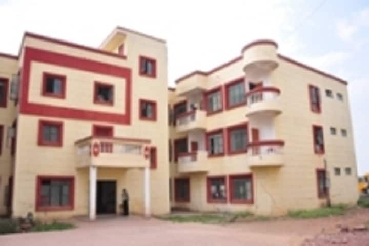 RKDF University campus in Bhopal, Madhya Pradesh, India — photo 4