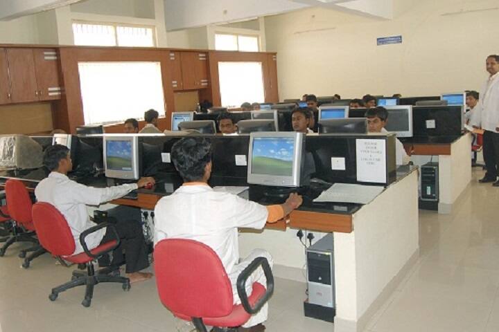 KLE Society's College of Pharmacy campus in Nipani, Karnataka, India — photo 3