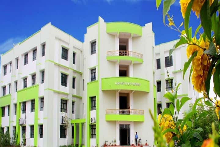 Kashi Institute of Pharmacy campus in Varanasi, Uttar Pradesh, India — photo 1