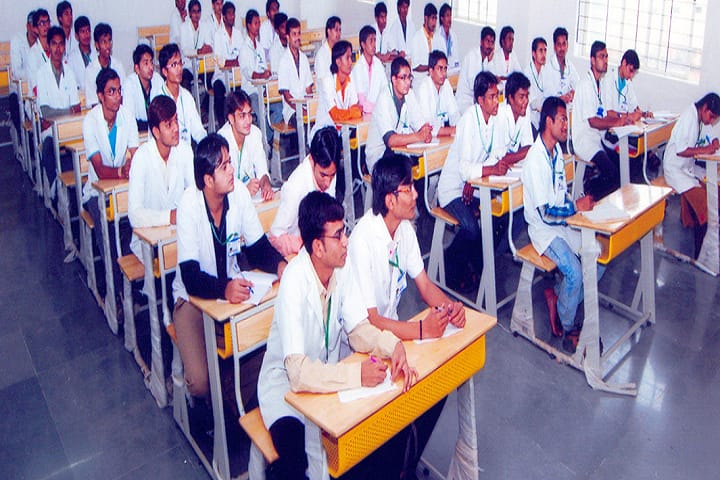 KLE Society's College of Pharmacy campus in Gadag, Karnataka, India — photo 2