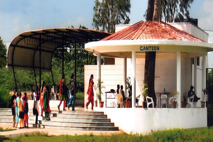 KLE Society's College of Pharmacy campus in Gadag, Karnataka, India — photo 3