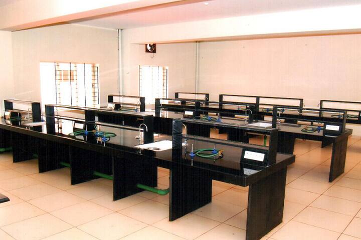 KLE Society's College of Pharmacy campus in Gadag, Karnataka, India — photo 5