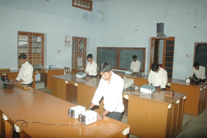 Field Marshal KM Cariappa College campus in Madikeri, Karnataka, India — photo 4