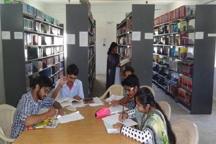 Maharajahs College of Pharmacy campus in Vizianagaram, Andhra Pradesh, India — photo 5
