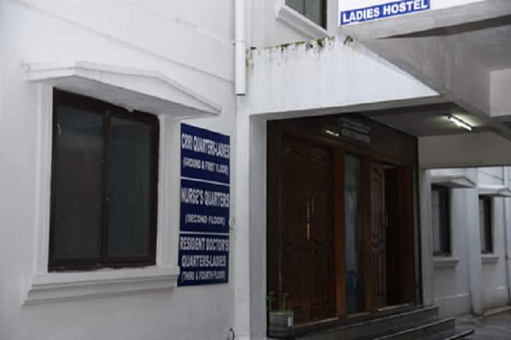 Meenakshi College of Nursing campus in Chennai, Tamil Nadu, India — photo 3