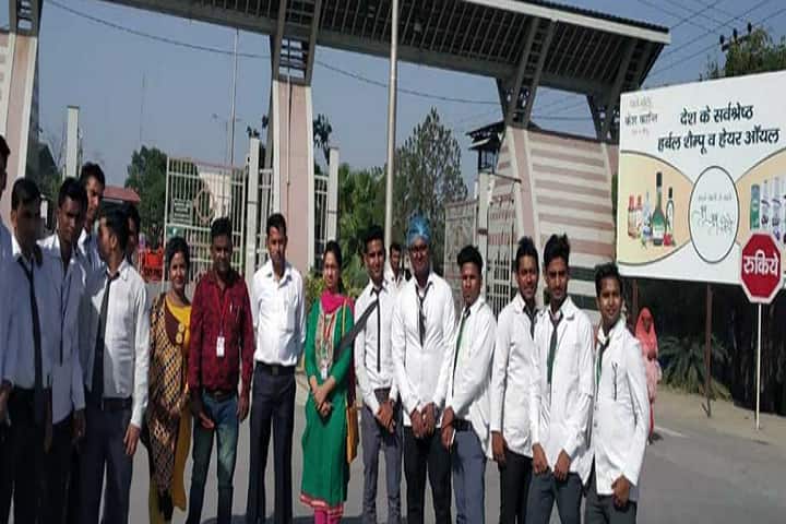 Mahaveer College of Pharmacy campus in Meerut, Uttar Pradesh, India — photo 3