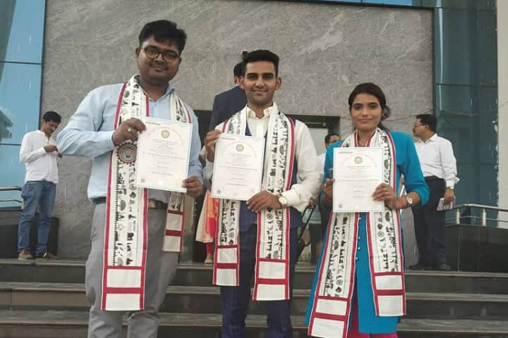 Mahaveer College of Pharmacy campus in Meerut, Uttar Pradesh, India — photo 4