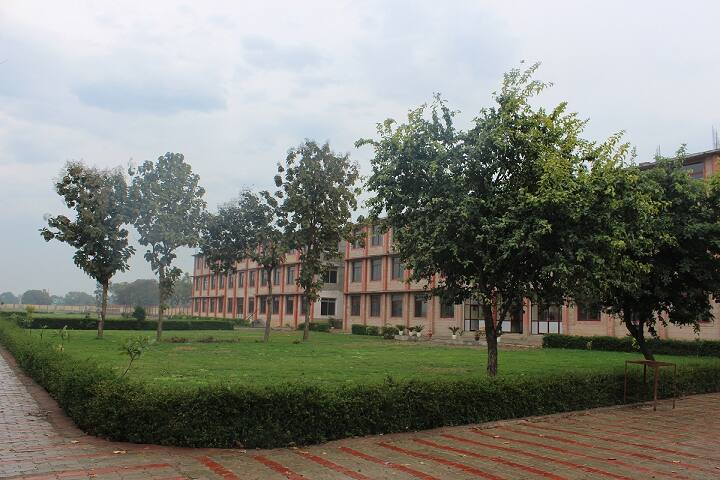 Vindhya Gurukul College of Pharmacy campus in Mirzapur, Uttar Pradesh, India — photo 2