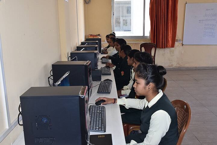 Vindhya Gurukul College of Pharmacy campus in Mirzapur, Uttar Pradesh, India — photo 3
