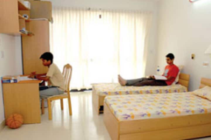 Mahatma Gandhi College of Pharmaceutical Science campus in Jaipur, Rajasthan, India — photo 2