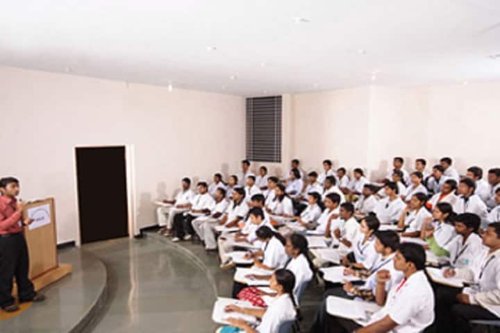 Sun Institute of Pharmaceutical Education and Research campus in Kakupalli, Andhra Pradesh, India — photo 4