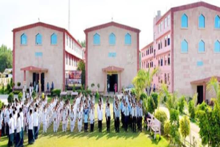 Vimla Institute of Pharmacy campus in Kanpur, Uttar Pradesh, India — photo 1