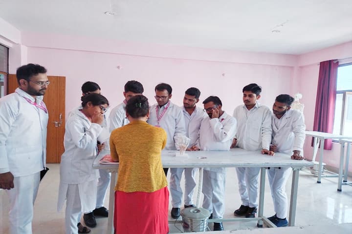 Vimla Institute of Pharmacy campus in Kanpur, Uttar Pradesh, India — photo 5
