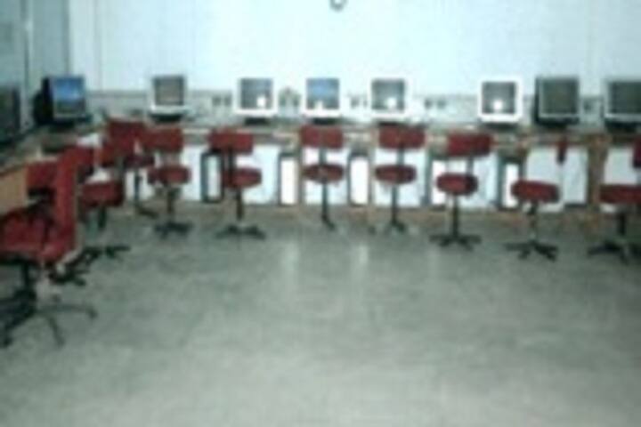 LB Rao Institute of Pharmaceutical Education and Research campus in Khambhat, Gujarat, India — photo 4