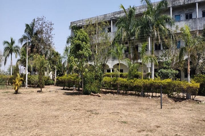 Damayantitai Deshmukh B Ed College campus in Ramtek, Maharashtra, India — photo 1