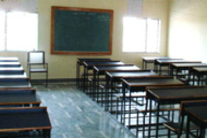 Damayantitai Deshmukh B Ed College campus in Ramtek, Maharashtra, India — photo 6