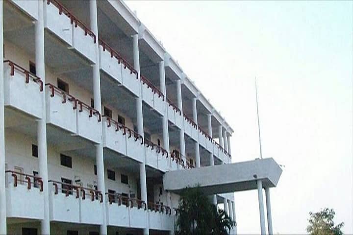 KD Gavit Diploma In Pharmacy College campus in Patharai, Maharashtra, India — photo 1