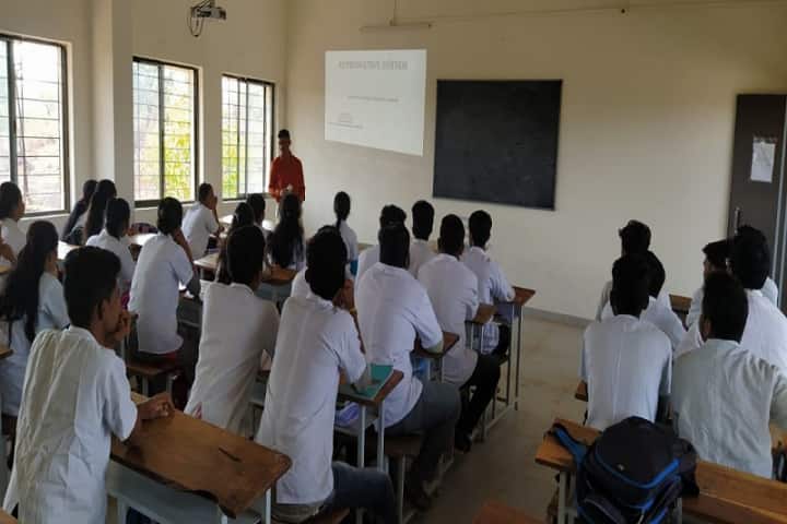 Vijayrao Naik College of Pharmacy campus in Sindhudurg, Maharashtra, India — photo 2