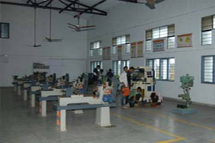 AY Dadabhai Technical Institute campus in Surat, Gujarat, India — photo 5