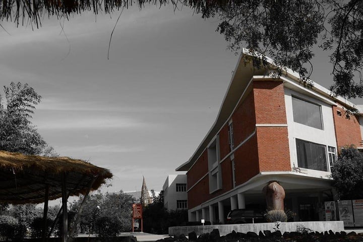ITM School of Pharmacy campus in Vadodara, Gujarat, India — photo 1