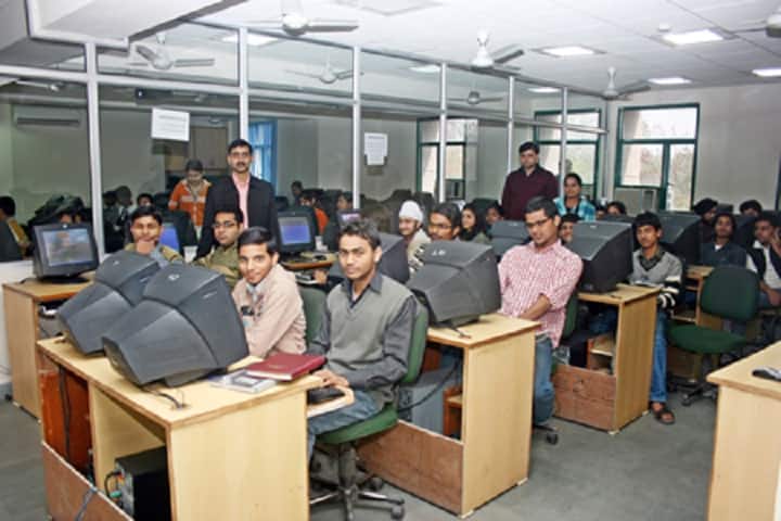 Institute of Vocational Studies campus in New Delhi, Delhi, India — photo 5