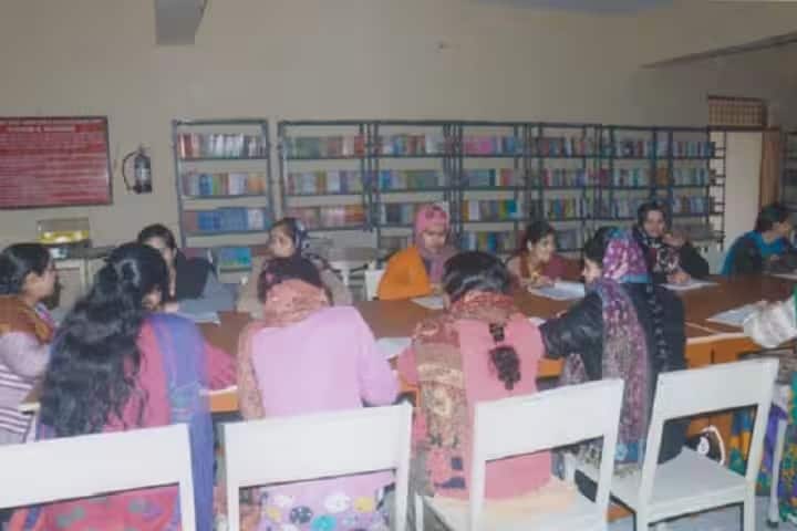 Choudhary Dilip Singh Girls College campus in Bhind, Madhya Pradesh, India — photo 3