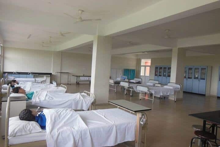 KIMS College of Nursing campus in Thiruvananthapuram, Kerala, India — photo 3