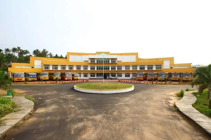 Universal Engineering College campus in Thrissur, Kerala, India — photo 2