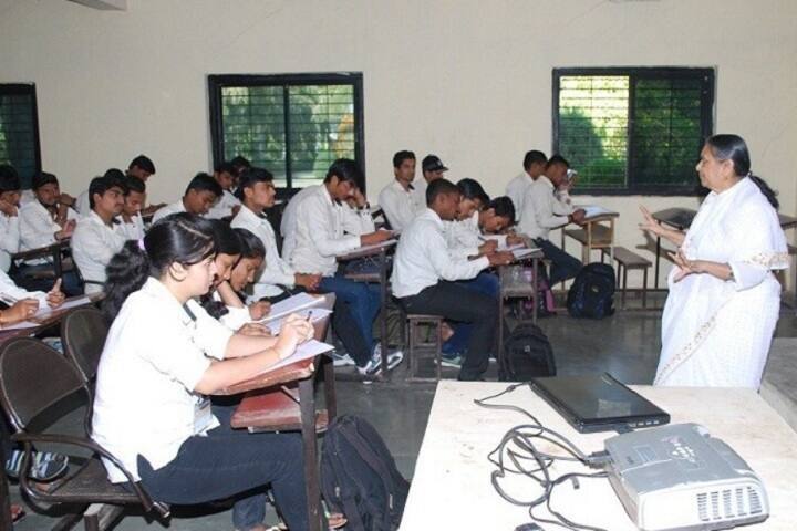 Honble Loksevak Madukarrao Chaudhari campus in Jalgaon, Maharashtra, India — photo 5