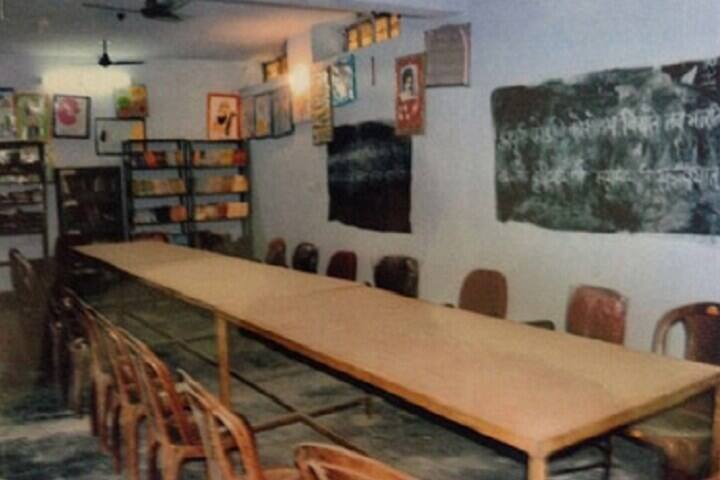 Adarsh Bal Shala Mahila TT Kendra campus in Jaipur, Rajasthan, India — photo 5