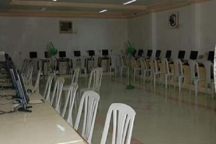 Vaniniketan College of Education campus in Karimnagar, Telangana, India — photo 2