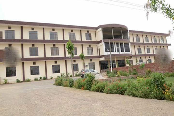 LJM Nursing Institute campus in Raikot, Punjab, India — photo 1