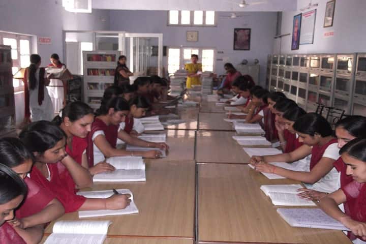 Ch Ishwar Singh Mahila Shikshan Mahavidyalaya campus in Kaithal, Haryana, India — photo 2