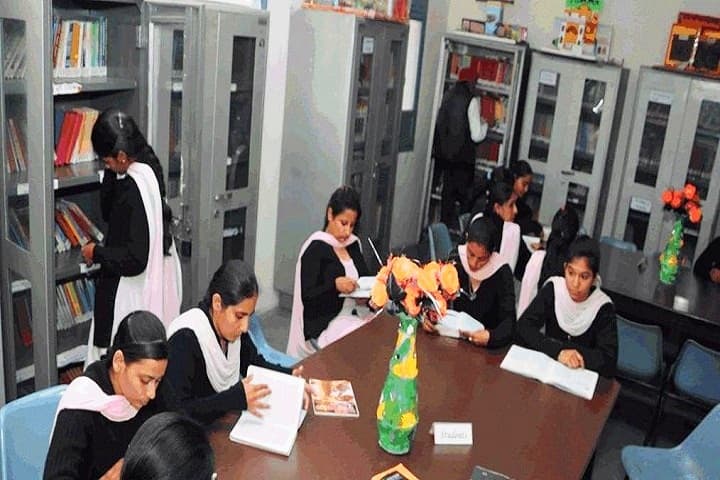 Sri Guru Teg Bahadur College of Education campus in Amritsar, Punjab, India — photo 2